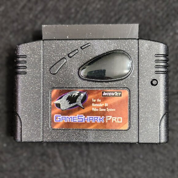 N64 Game Shark Pro  V 3.3 With original box and VHS Tape - Picture 2 of 13
